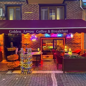 Golden Arrow Old Appart hôtel